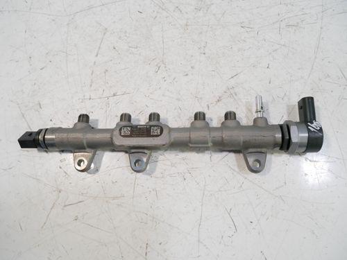 Rail-tube pour BMW Série 3 F30 F31 2,0 320d B47D20A B47 0445214315 8512154