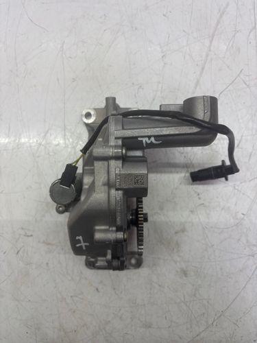 Pompe à huile Pour Volvo XC40 2,0 B5 Mild Hybrid B420T2 32140127
