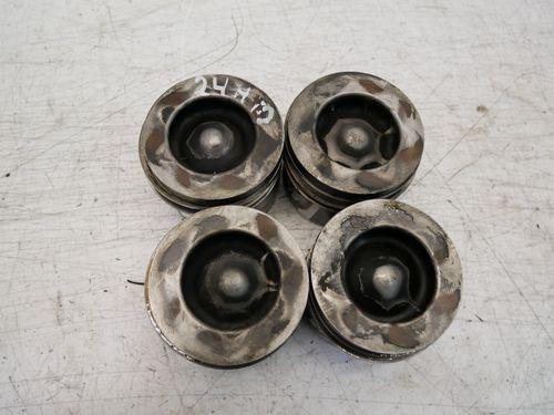 4x pistons pour Citroën Peugeot 1,6 HDI 9H07 9HM DV6UC 75L101
