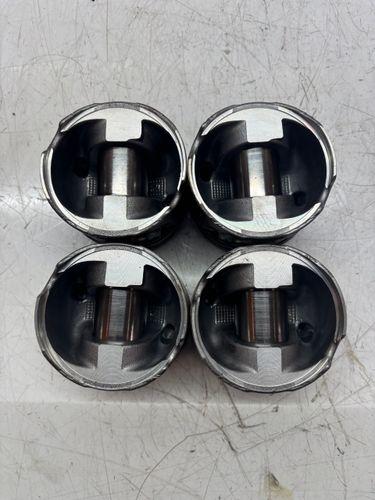 4x pistons Pour Nissan Qashqai JJ10E 2,0 dCi M9R832 M9R 1200000Q0P