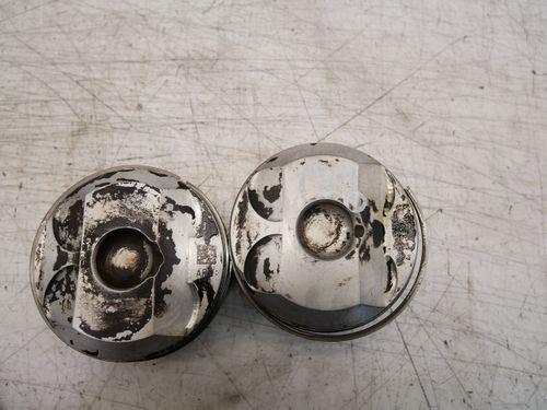 2x pistons pour Mazda CX-3 CX3 DK 2,0 Skyactiv PEX3 PE02 083233