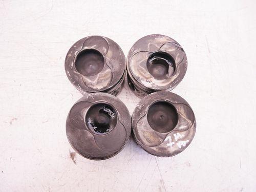4x pistons pour VW Golf Jetta Passat Touran 1,9 TDI BKC 174
