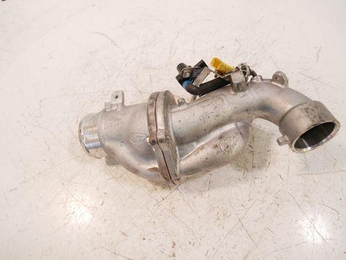 Tube d'admission pour Land Rover Discovery 3,0 300 4x4 DT306 AJ20D6 K6D3-9G738-AC