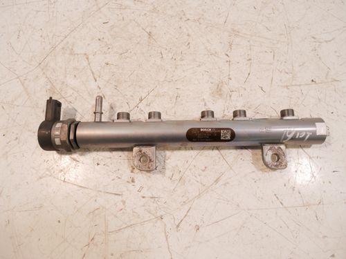 Rail-tube pour Chrysler Jeep 300C Grand Cherokee 3,0 CRD V6 EXF 35022119G