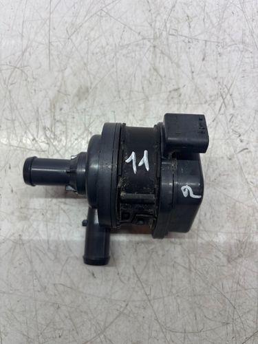 Pompe à eau Pour Volvo XC60 II 2,0 Mild-Hybrid D420T8 31493259