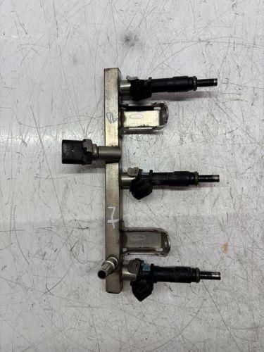 Rampe d'injection Pour Ford Focus IV 1,5 EcoBoost YZDA HX7G-9D280-BB