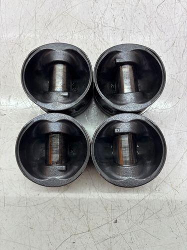 4x pistons Pour Ford Transit FD 2,2 TDCi P8FA