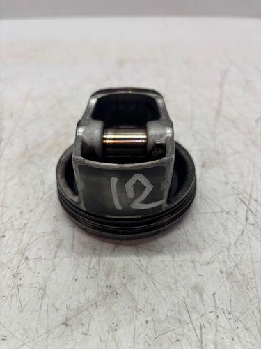 1x piston Pour Suzuki 1,6 essence M16A 12100-54880