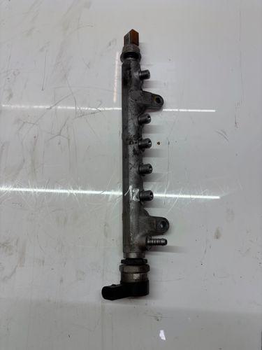 Rail-tube Pour Audi A4 B8 A5 A6 C6 Q5 2,0 TDI CAGB CAG 03L130089A