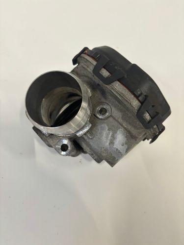 Clapet d'étranglement Pour Peugeot 308 II 1,6 HDi BHY DV6FD BH02 9807238580
