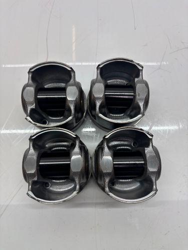 4x Pistons Pour Ford Transit V362 2,0 EcoBlue YLF6