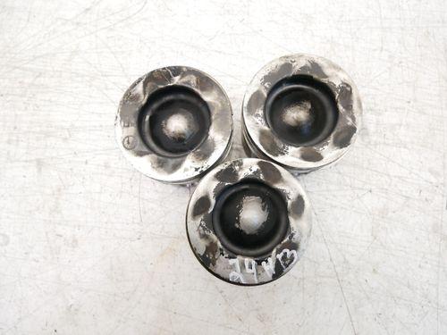 3x pistons pour Citroen Peugeot Jumpy Expert 1,6 D 9HM DV6UC 9H07 W261 75L101