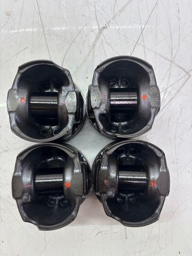 4x pistons Pour Ford S-Max Galaxy III 2.0 TDCi T7CL