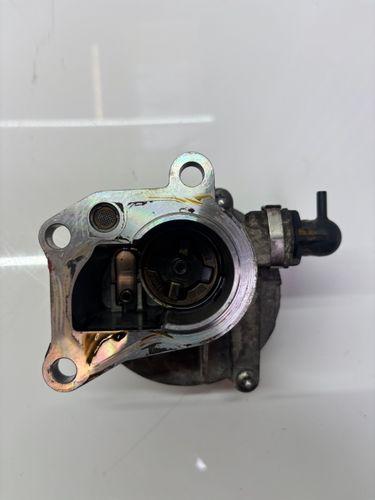 Pompe à vide Pompe à vide Pour Opel Vivaro A 1,9 dCi F9Q762 F9Q L07 9110695
