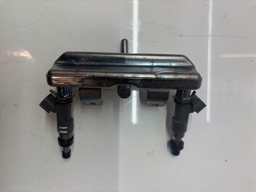 Rampe d'injection Pour Subaru Outback 2,5 AWD Essence FB25 17536AA521