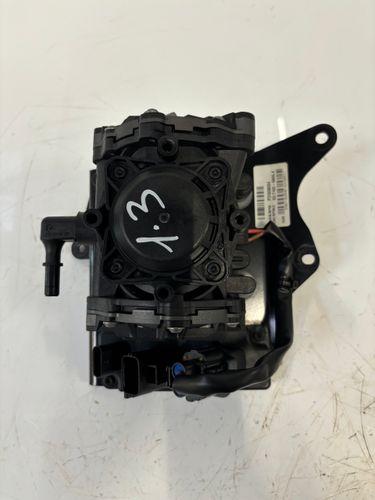 Pompe à vide Pour Volvo V90 II 2,0 T8 Plug-in-Hybrid B4204T35 31658684