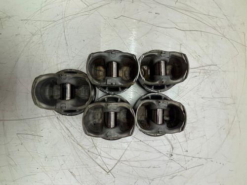 Piston Pour BMW Série 5 E60 E61 2,5 523i N53B25A B53 7570985