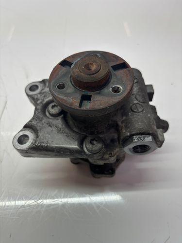 Pompe de direction assistée Pour BMW Série 6 E63 E64 3,0 630i N52B30A N52 6777321