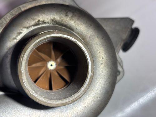 Pompe à eau Pour BMW Série 6 E63 E64 3,0 630i N52B30A N52 7586925