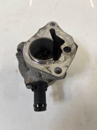 Pompe à vide Pour Mercedes1,5 CDI A180 OM607.951 K9K460 146505272R