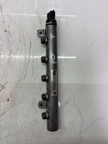 Rail-tube Pour Opel Vivaro B 1,6 CDTI R9M408 R9M LWX 95519606