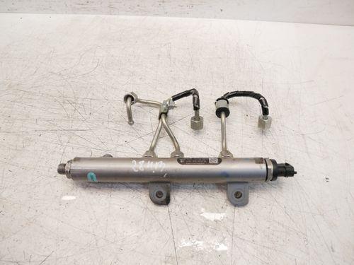 Rail-tube pour Land Rover L494 3,0 TDV6 D 306DT CK5Q-9D280-BB 0445216048