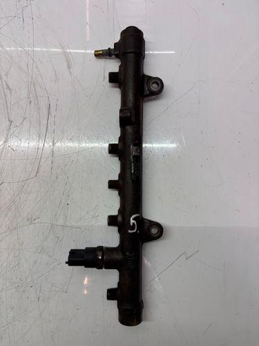 Rail-tube Pour Opel Vivaro A 1,9 DTI F9Q760 F9Q L08 8200330912