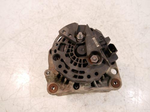 Alternateur pour VW Caddy 1,6 TDI CAYE CAY 06F903023D