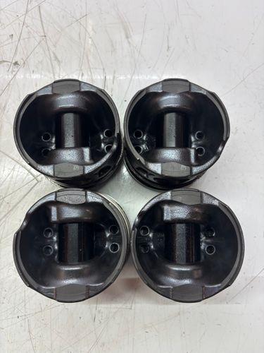 4x pistons Pour Land Rover Freelander L359 2,2 SD4 224DT DW12BTED4 BG9Q-6K108-AA