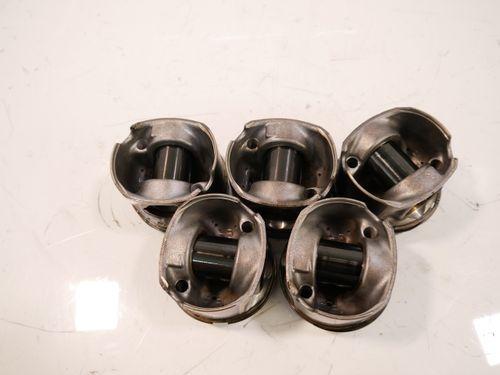 5x pistons pour BMW Série 7 G12 3,0 740Ld xDrive B57D30B B57 84L132