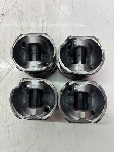 4x pistons Pour VW Seat Sharan Alhambra 2,0 TDI DFLA 04L107065A