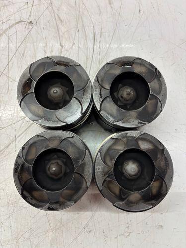 4x pistons Pour Opel Insignia 2,0 CDTI A20DTE LHV 55574797