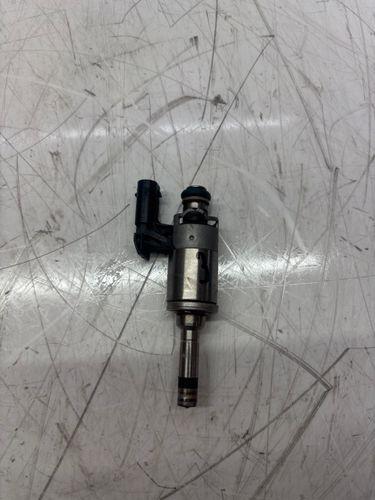 Injecteur Pour VW Audi Seat Skoda Golf A1 1,4 TSI TFSI CZCA CZC 04E133036A
