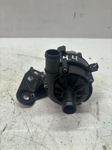 Pompe à eau Pour Vw Passat B8 1,4 GTE Hybrid CUKC CUK 5Q0819545A