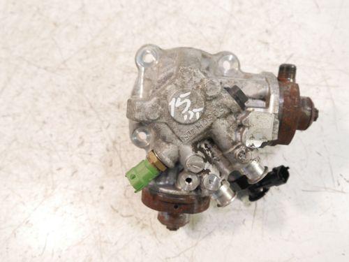 Pompe haute pression pour Volvo V60 V70 2,4 D4 AWD D5244T17 D52 31372081 0445010681