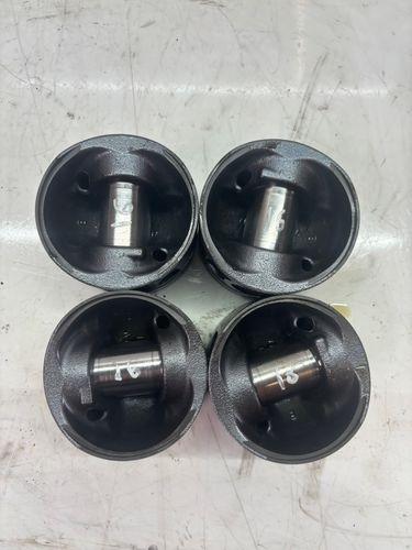 4x pistons Pour Citroen Jumper III 2,2 HDi PUMA 22DT 4HU 0628S6
