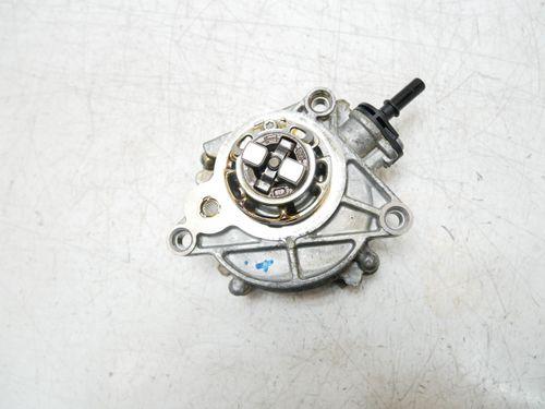 Pompe à vide pour Peugeot 208 1,2 Puretech HNS EB2ADTS HN05 9812133880