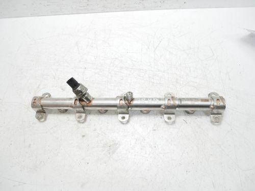 Rampe d'injection pour Lamborghini Urus Performante 4,0 V8 4x4 DWN 0P2133315A