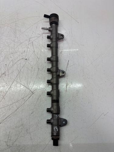 Rail-tube Pour BMW Série 5 G31 G30 3,0 530d x-Drive B57D30B B57 8599216