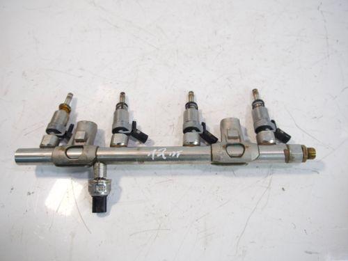 Rampe d'injection pour Audi A4 B9 A5 2,0 40 TFSI Hybrid DLVA DLV 06L133317N