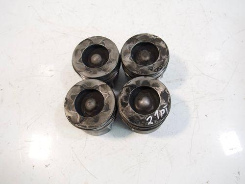 4x pistons pour Ford Transit FC D 2,0 EcoBlue 4x4 YMR6 GK2Q-CA