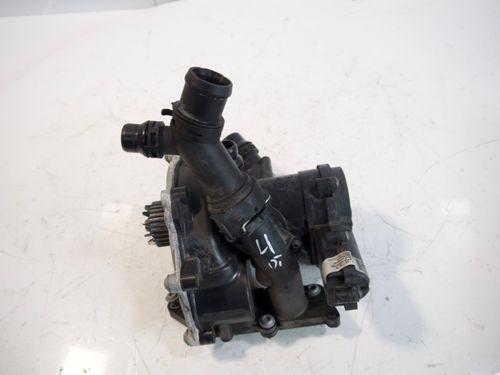 Pompe à eau pour Audi A4 B9 A5 2,0 40 TFSI Hybrid DLVA DLV 06L121111K