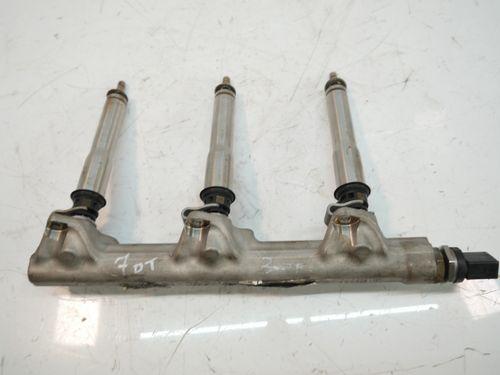 Rampe d'injection pour Mercedes Classe E W212 3,5 350 M272.982 272.982 A2720700187