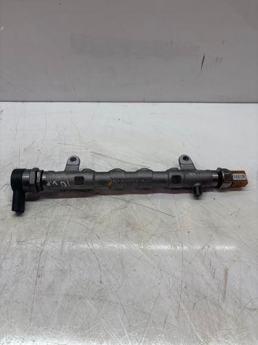 Rail-tube Pour Audi Q5 Exeo 2,0 TDI CGLB CGL 03L125C