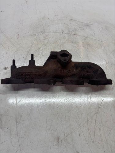 Collecteur d'échappement Pour Audi Q5 Exeo 2,0 TDI CGLB CGL 03L253033A