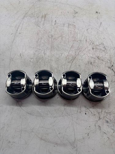 4x pistons Pour Subaru XV GP 2,0 D AWD EE20Z EE20