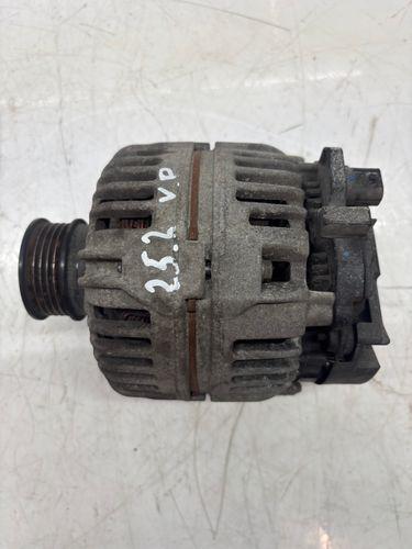 Alternateur Pour Opel Astra H Zafira 1,6 Essence Z16XER LDE 93190829