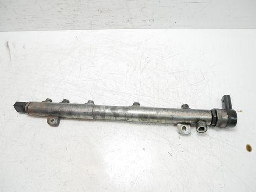 Rail-tube pour Mercedes Sprinter 2,1 OM646.985 646.985 OM646 A6460701895