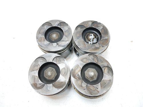 4x pistons pour Mercedes Sprinter 2,1 OM646.985 646.985 OM646 8854A