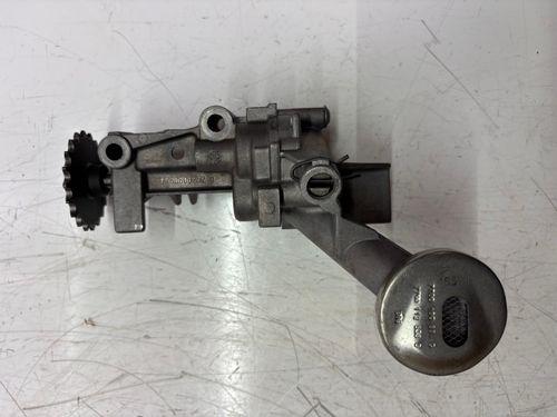 Pompe à huile Pour Renault Trafic II 1,9 dCi F9Q760 F9Q 7700600252